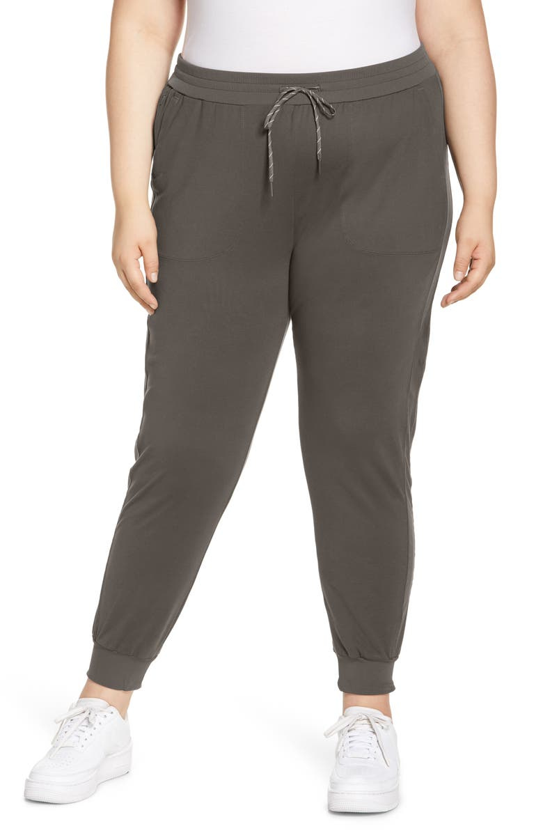 Most Comfortable Pants for Women: 11 Travel Faves